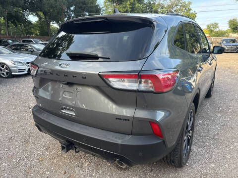 2022 Ford Escape SEL