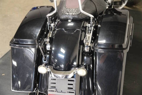 2013 Harley-Davidson STREET GLI