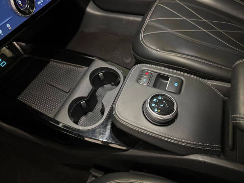 2022 Ford Mustang Mach-E Select