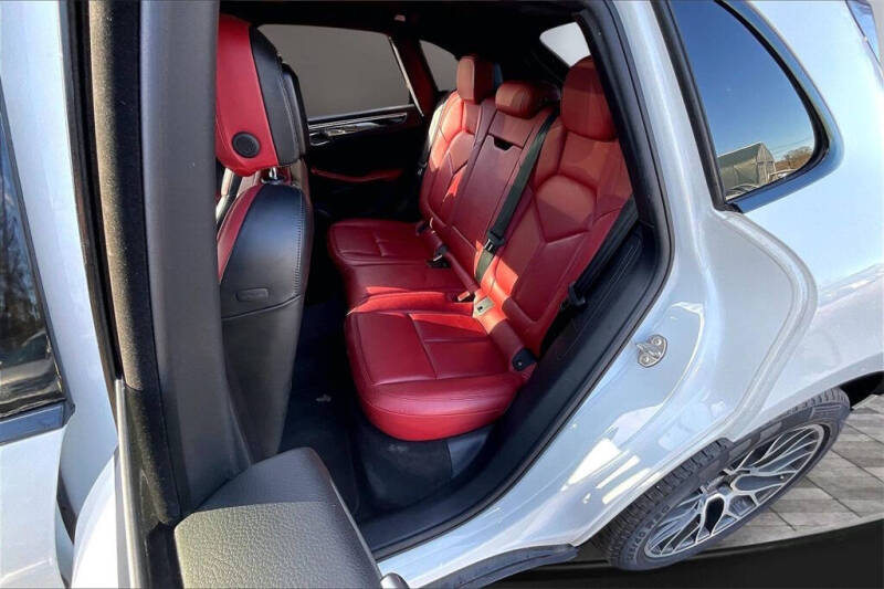 2018 Porsche Macan S