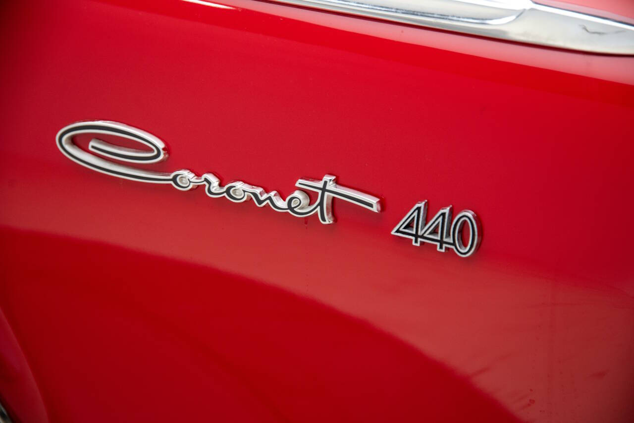 1965 Dodge Coronet 31
