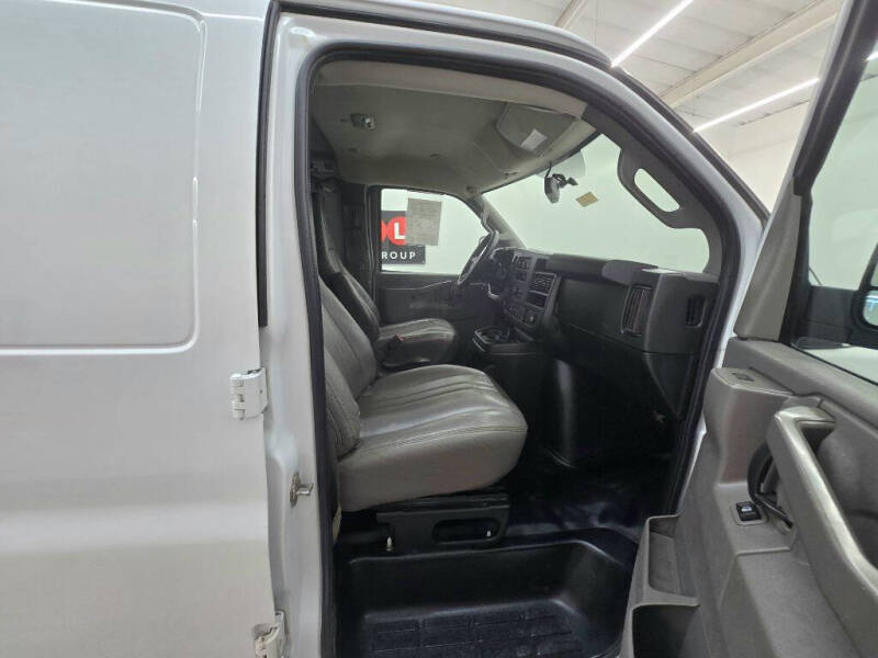 2020 Chevrolet Express 2500