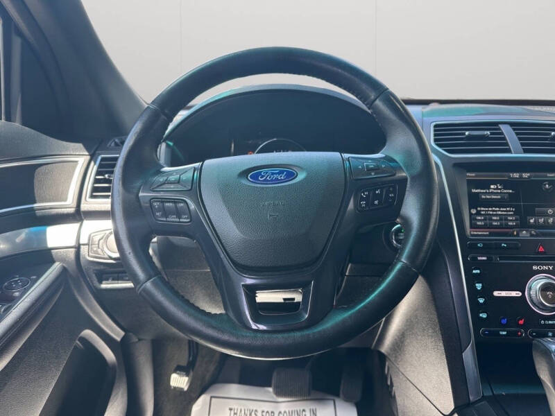 2016 Ford Explorer Sport