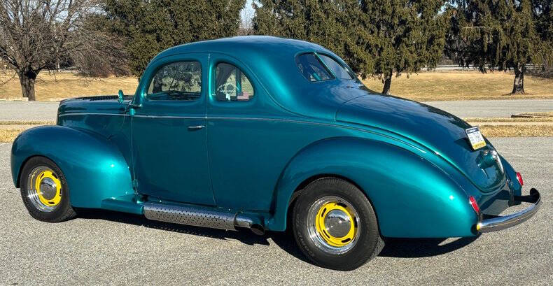 1939 Ford Deluxe