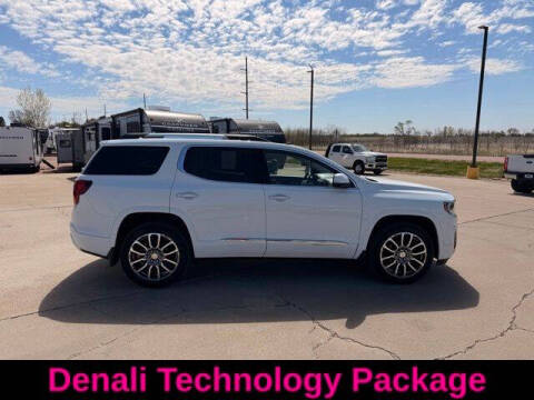 2023 GMC Acadia Denali