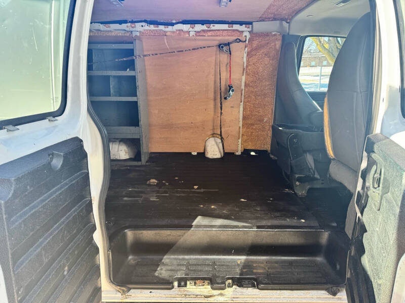 2016 GMC Savana 2500