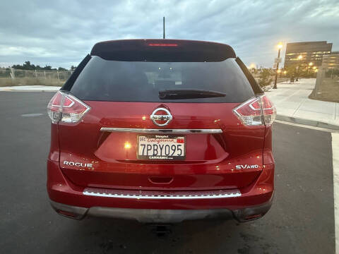 2016 Nissan Rogue SV