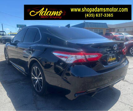 2020 Toyota Camry SE