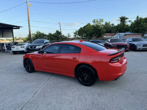 2016 Dodge Charger SXT