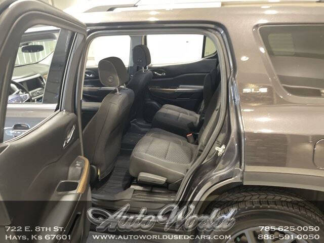 2018 GMC Acadia SLE-2