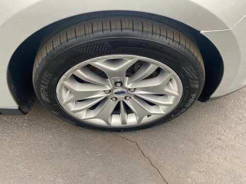 2018 Ford Taurus Limited