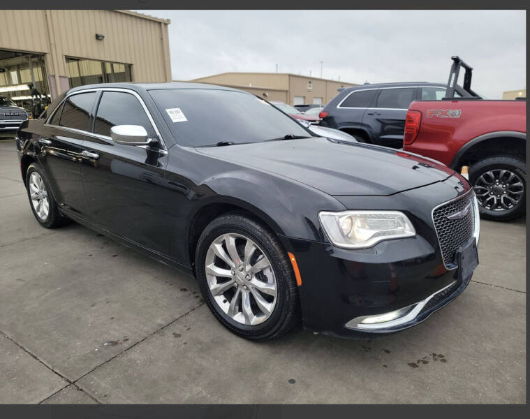 2017 Chrysler 300 for sale at Illinois Vehicles Auto Sales Inc in Chicago IL