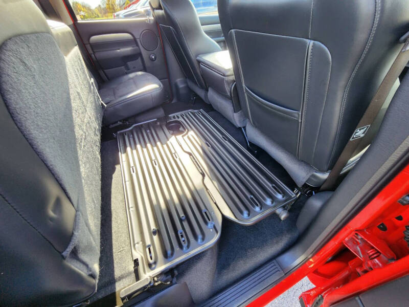 2005 Dodge Ram 1500 SRT-10