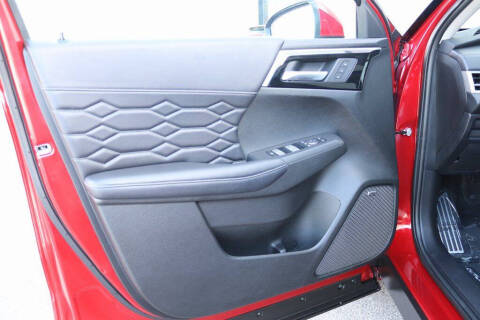 2025 Mitsubishi Outlander SEL