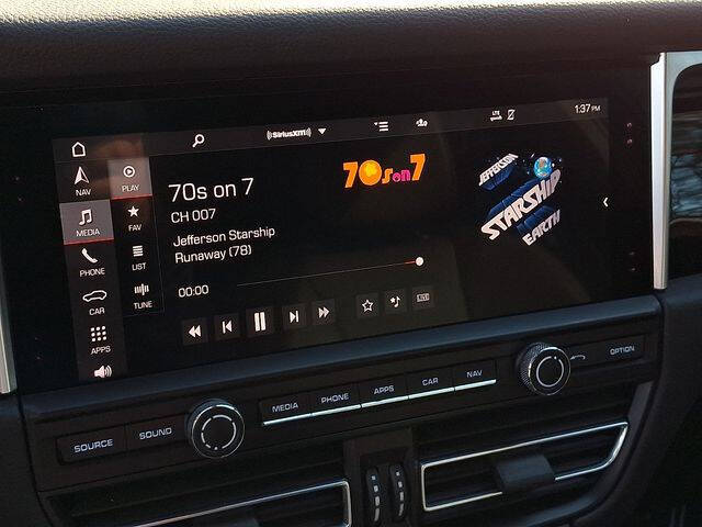 2021 Porsche Macan S