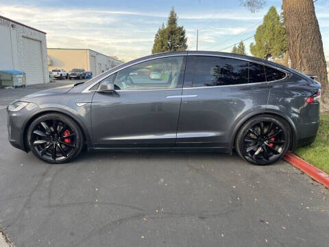 2016 Tesla Model X P90D