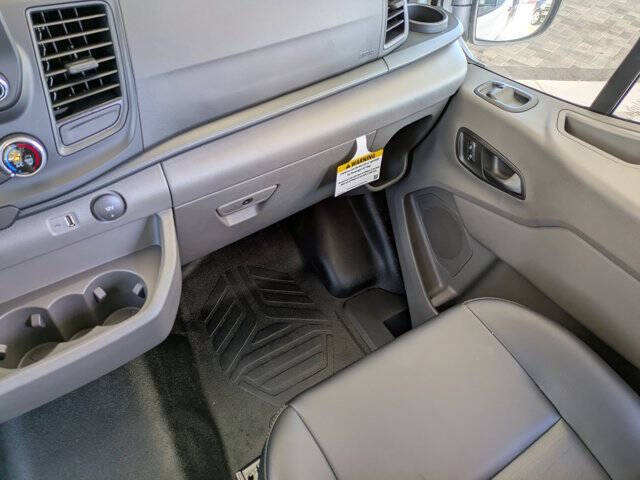 2025 Ford Transit