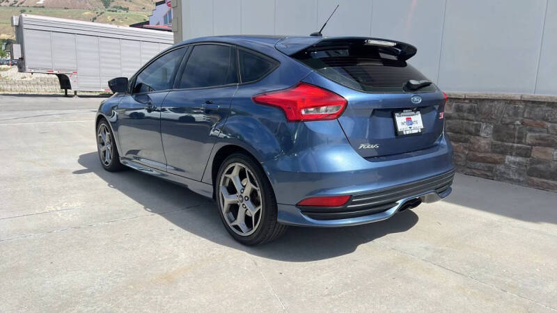 2018 Ford Focus ST