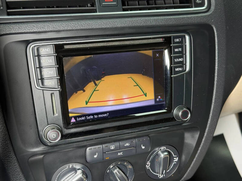 2016 Volkswagen Jetta