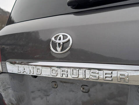 2013 Toyota Land Cruiser