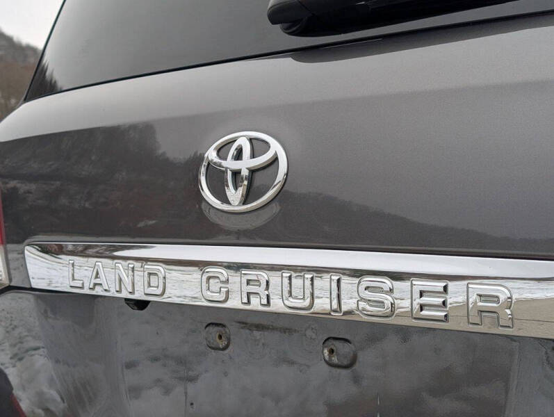 2013 Toyota Land Cruiser