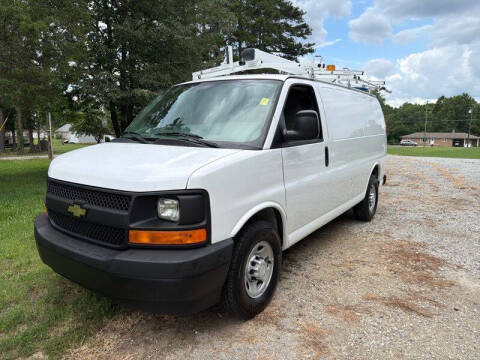 2017 Chevrolet Express 2500