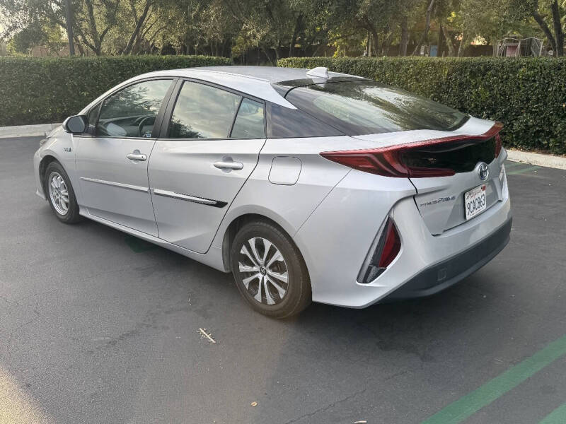 2021 Toyota Prius Prime XLE