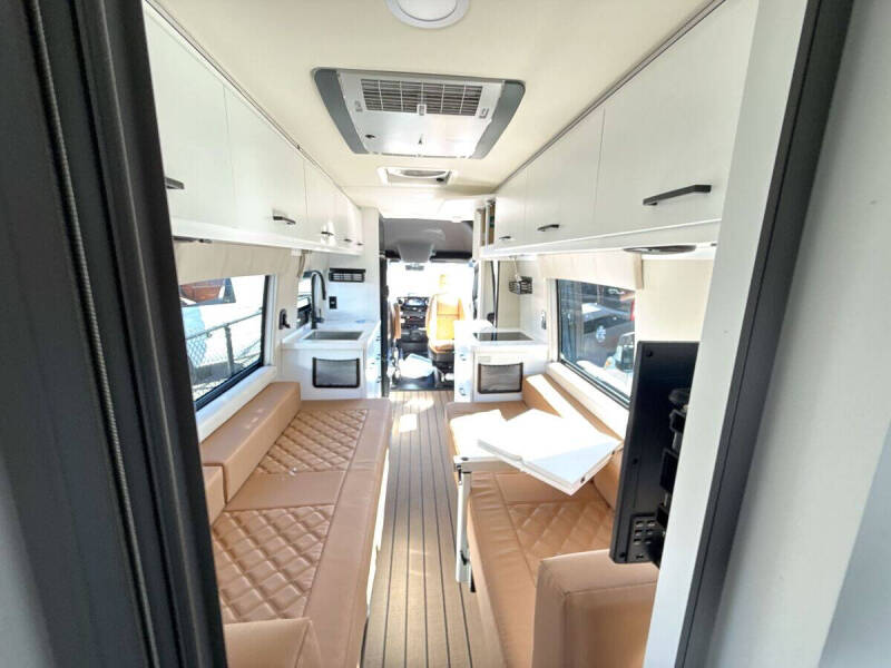 2025 Mercedes-Benz Sprinter