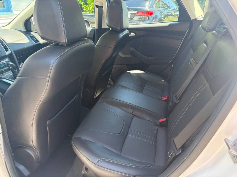 2012 Ford Focus SEL