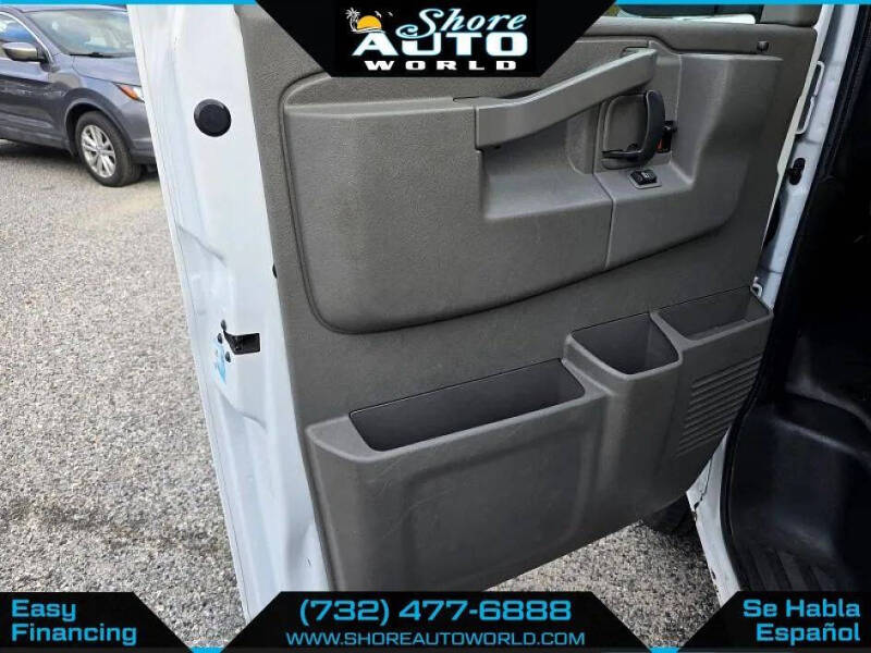 2022 Chevrolet Express 2500