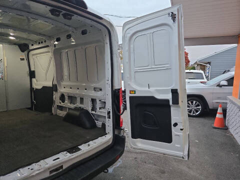 2022 Ford Transit 250