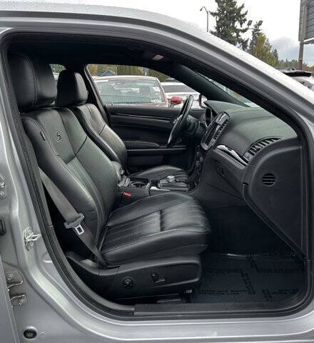 2021 Chrysler 300 S V6