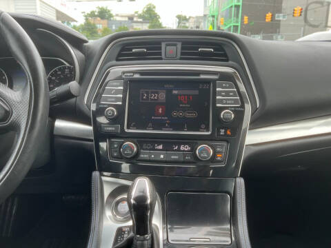 2019 Nissan Maxima 3.5 SV