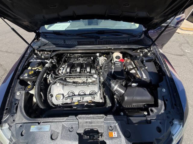 2011 Ford Taurus SE