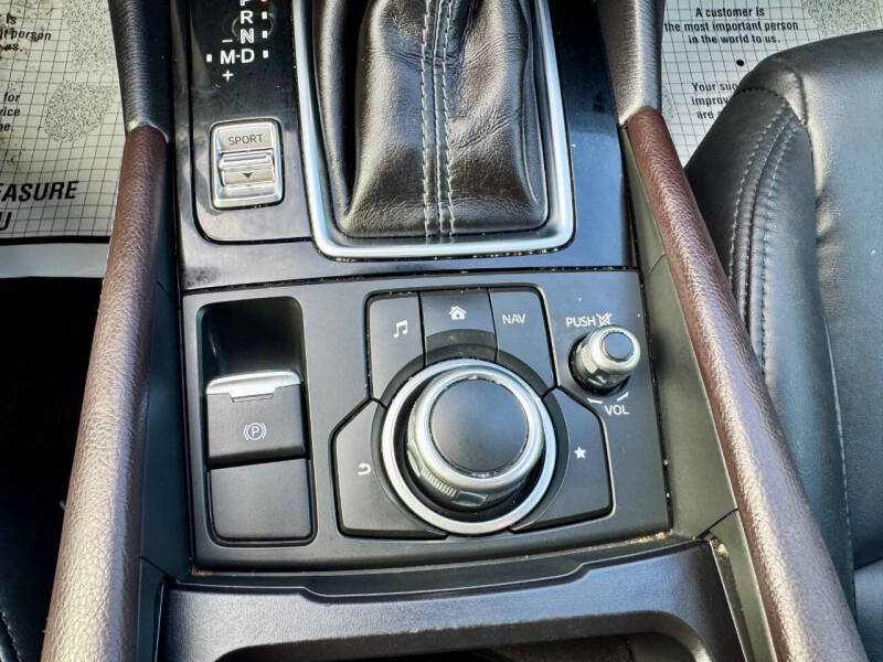 2018 Mazda MAZDA3 Touring