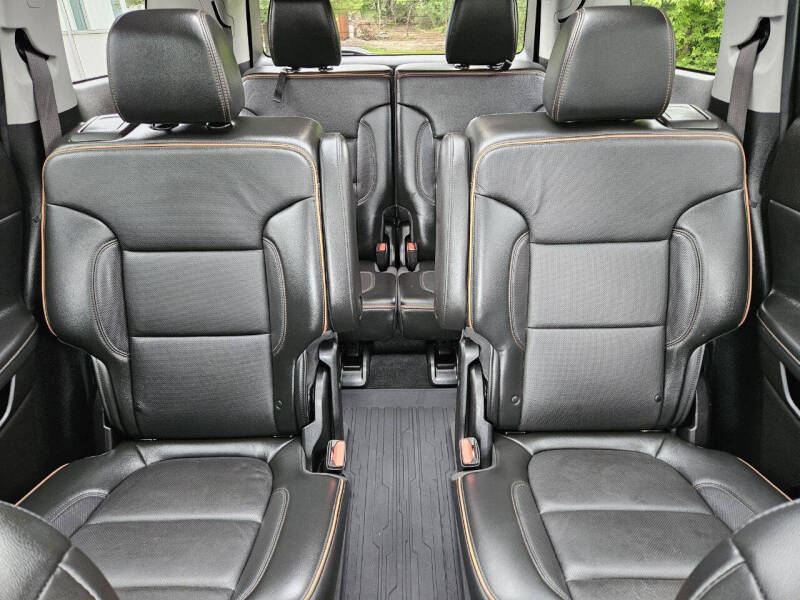 2021 GMC Acadia AT4