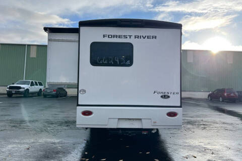 2025 Ford E-Series