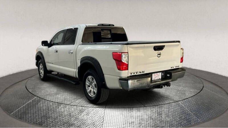 2018 Nissan Titan SV