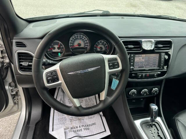 2012 Chrysler 200 Limited