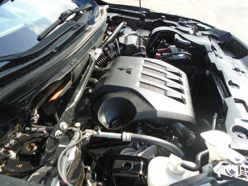 2019 Mitsubishi Eclipse Cross ES