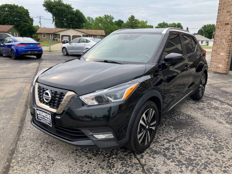 2020 Nissan Kicks SR