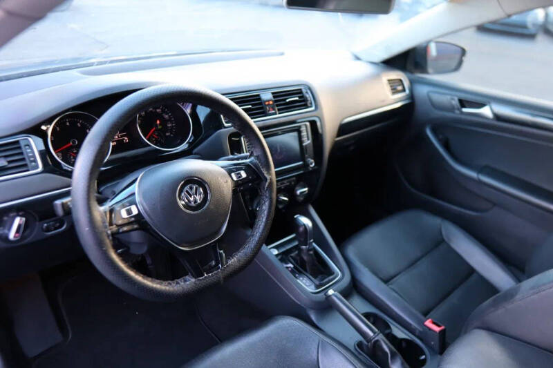 2016 Volkswagen Jetta