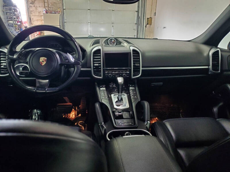 2012 Porsche Cayenne