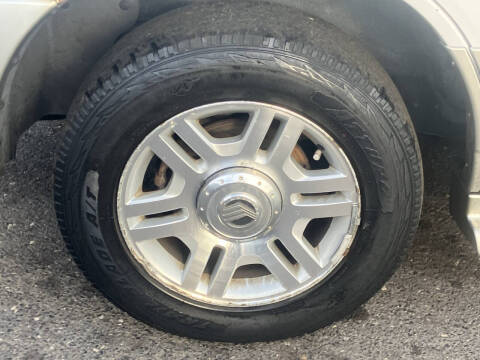 2003 Mercury Mountaineer Convenience