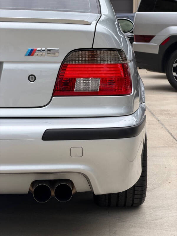 2002 BMW M5