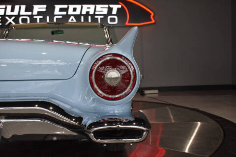 1957 Ford Thunderbird