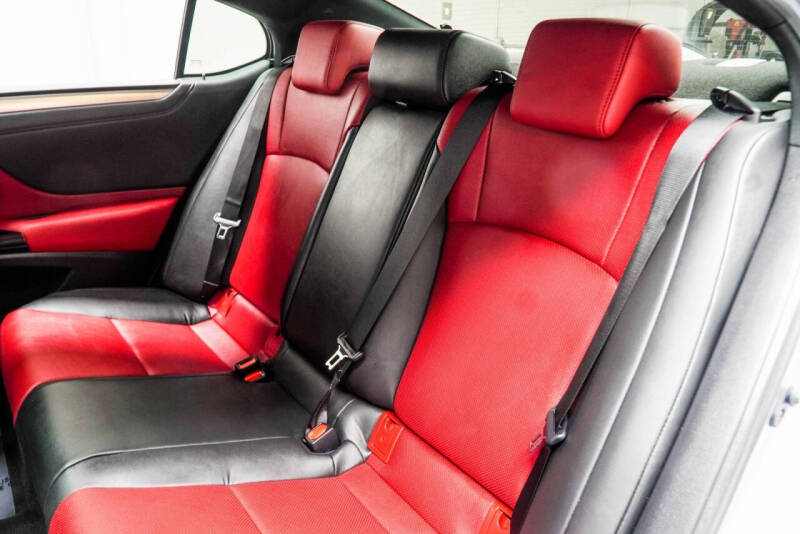 2024 Lexus ES 350 F SPORT Handling