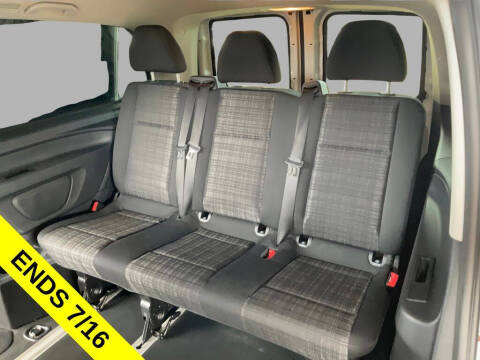 2016 Mercedes-Benz Metris Passenger
