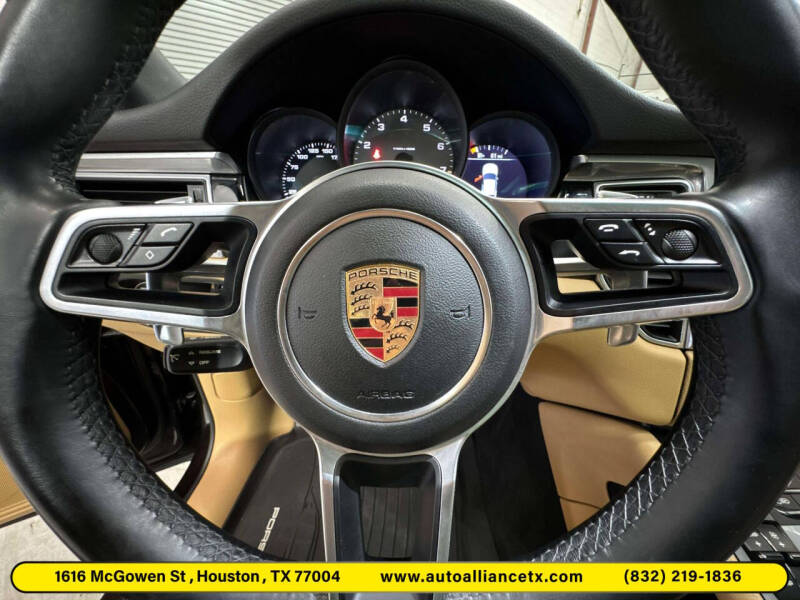 2017 Porsche Macan S