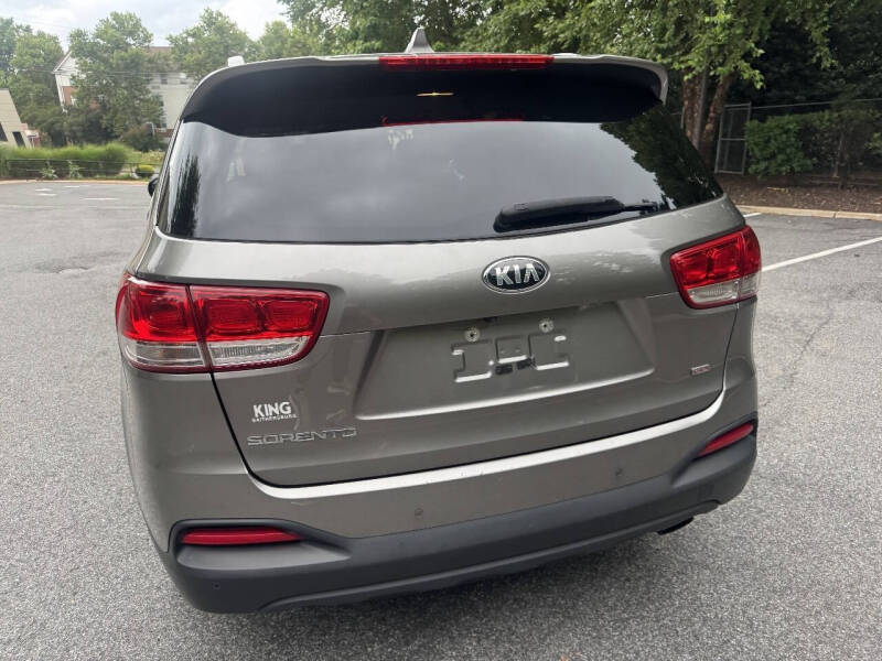 2017 Kia Sorento LX